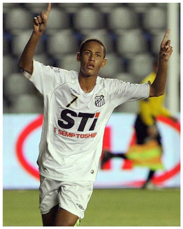 Hình ảnh lúc nhỏ của Neymar